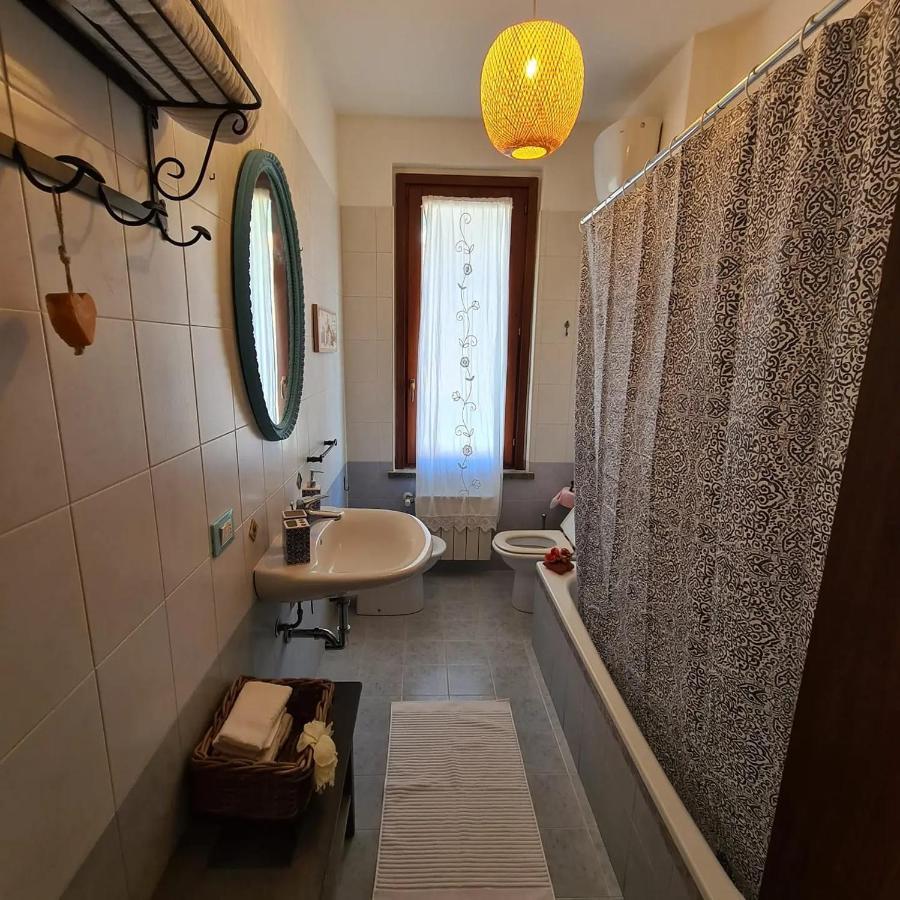 הוילה Gabbro Casa Vacanze Le Rose מראה חיצוני תמונה